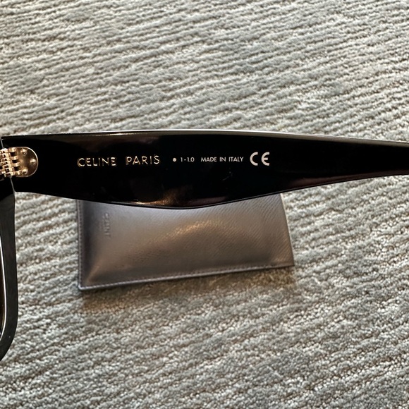 COPY - Authentic used Celine glasses. No major flaws. - Picture 3 of 6